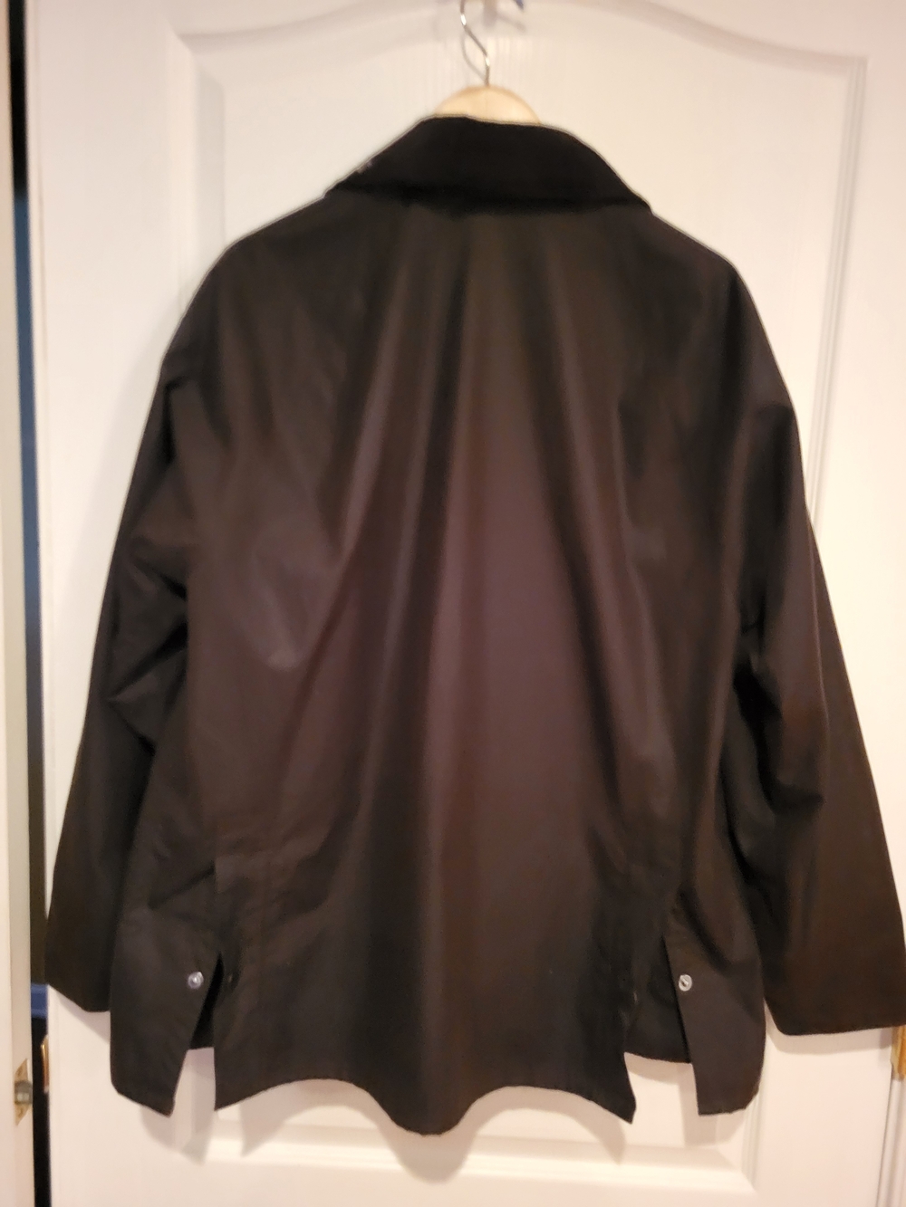 Barbour Classic Bedale Waxed Jacket in Olive - Picture 4 of 12